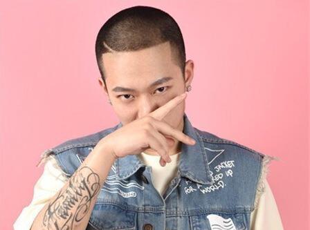 贾乃亮和李小璐离了么:贾乃亮和李小璐真的离婚了吗？小甜馨怎么办？