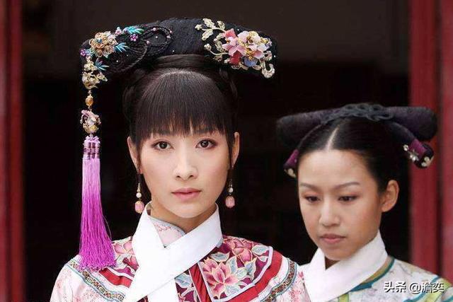 会唱黄土高坡的鹦鹉在线播放:安陵容的嗓子是被谁毒哑的？皇后还是祺嫔，为什么要这么做呢？