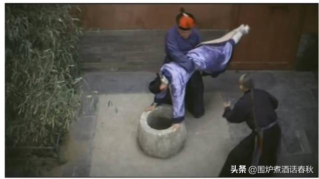 当年推珍妃投井的大太监崔玉贵，后来结局如何?