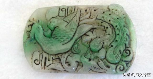 冰种春彩翡翠好不好,现在市场上翡翠冰种价格表现如何？