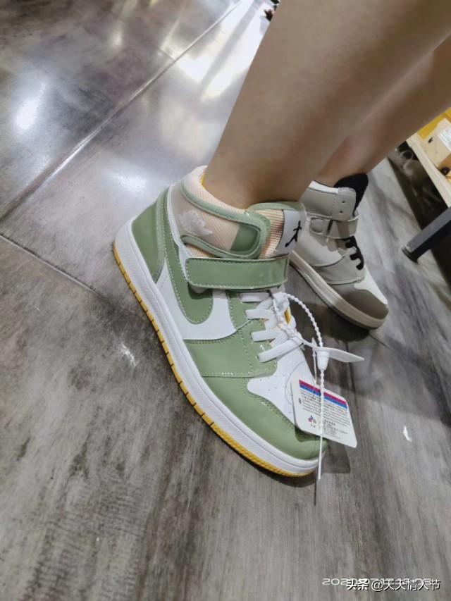 现在做什么小生意好？投资10到30,正常情况下纯利5千到一万？