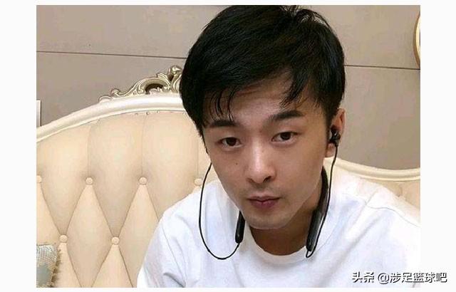 #辛巴直播与华为正面刚引争议# 原因是华为荣耀手机不给赠品？你怎么看？