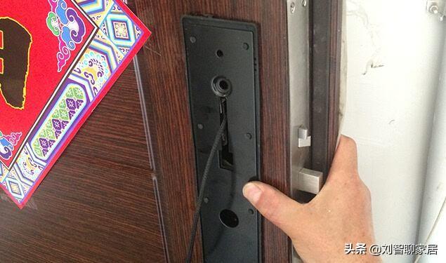 房子装修后入住，门碰门的问题怎么解决呢？:一个门一个或 第4张