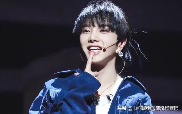 张碧晨的老公:华晨宇一家三口合影曝光，势均力敌的爱情你看好吗