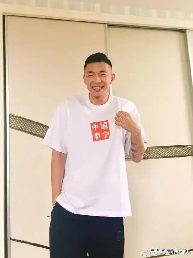 大家觉得这三个美女谁最漂亮？按颜值高低排名？