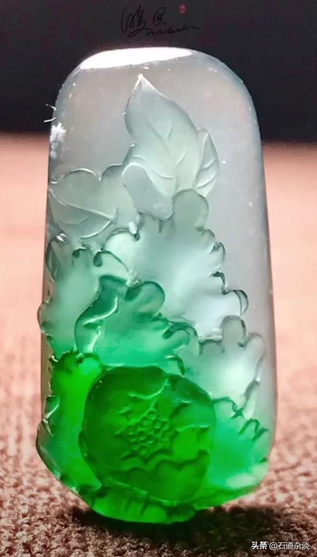注色翡翠图片,为什么有人说老翡翠过不了国检？