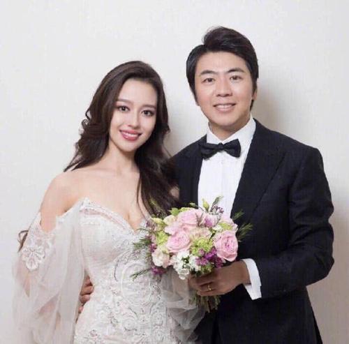 吉娜把一手好牌打的稀烂,为何最后坚挺的只剩下胸？