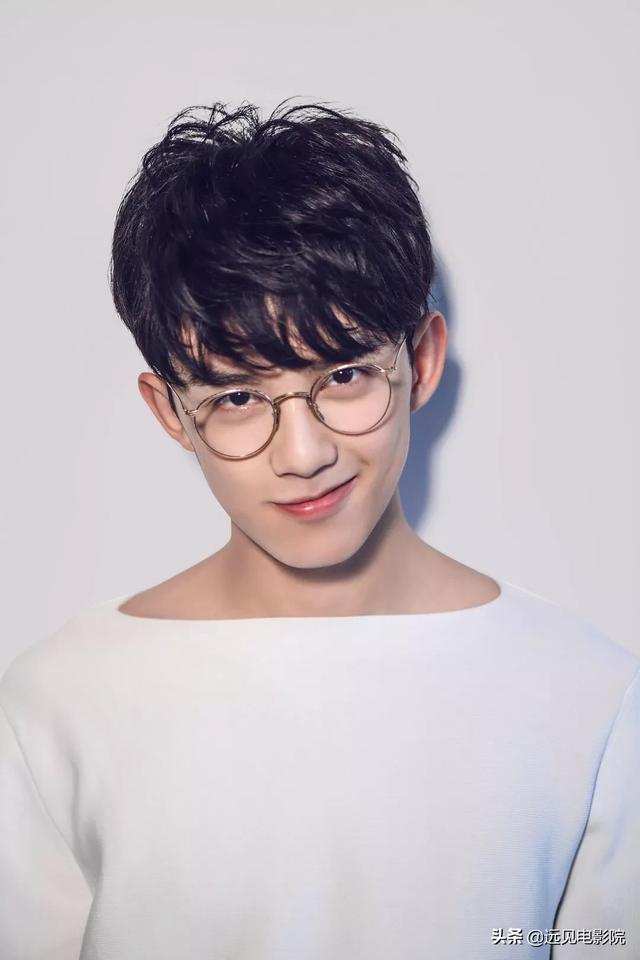 周小栀:星爷、发哥、李连杰等老一代的影视演员老了，新一代的你看好谁