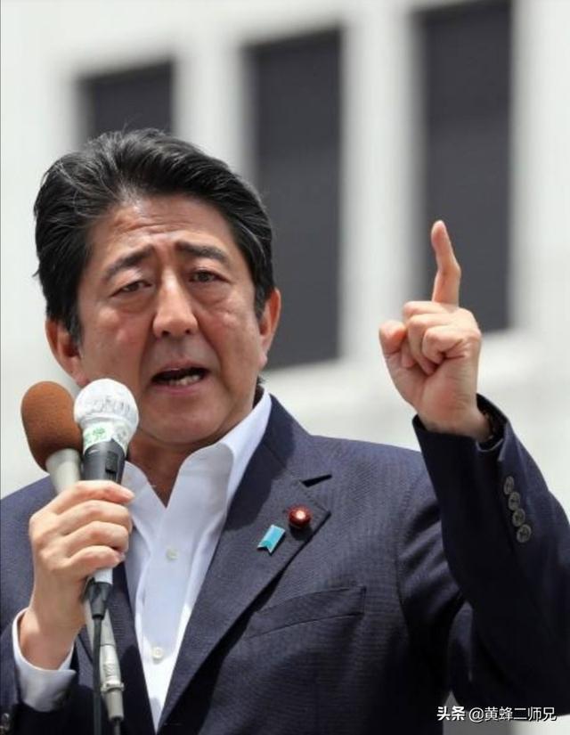 日本首相安培辞职是真的累的不行还是找借口下台