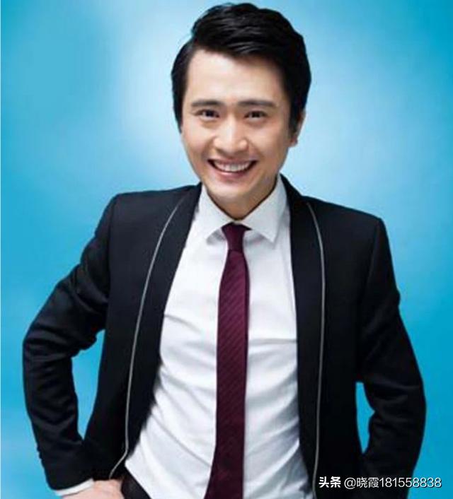 撒贝宁照片:撒贝宁李白喜提双胞胎，你家几个孩子，过的怎么样？