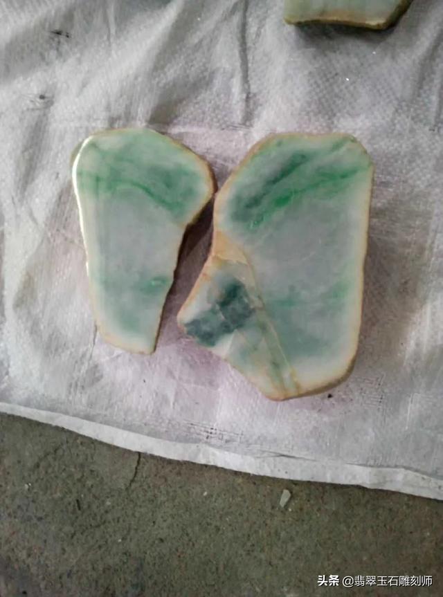 多少钱才能买到真正的玉,两三千块钱能买到真的和田玉籽料吗？