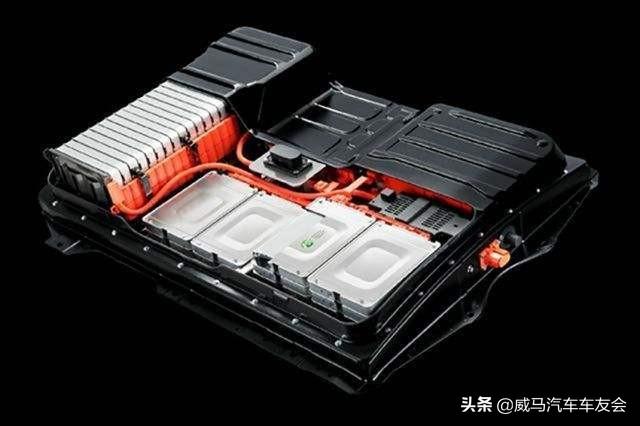 电动汽车电池锂电池，电动汽车铅酸换锂电划算吗