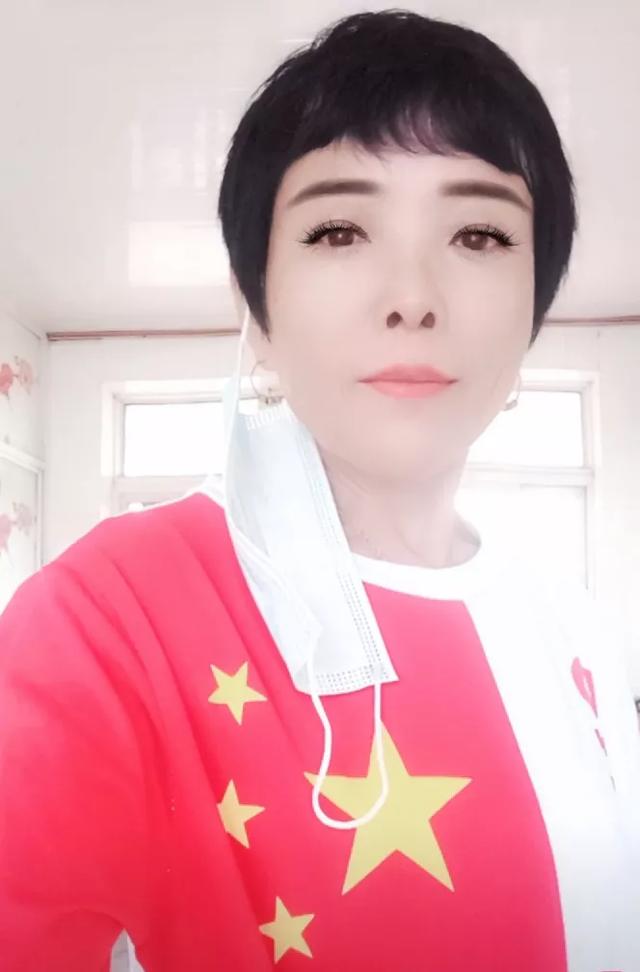 福彩3d好心人布衣图库:在宾馆里和陌生人拼房，是什么感觉？