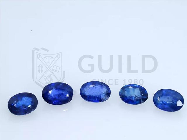 如何判断石头是不是玉石,怎样辨别一块石头是不是玉？需要详细回答？