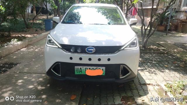 购买纯电动汽车,哪个牌子比较靠谱一点？