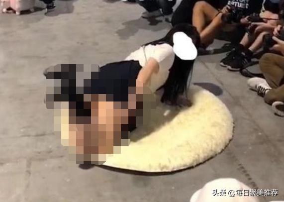 c字裤模特:欧美明星模特们打扮时尚，有什么搭配秘诀吗