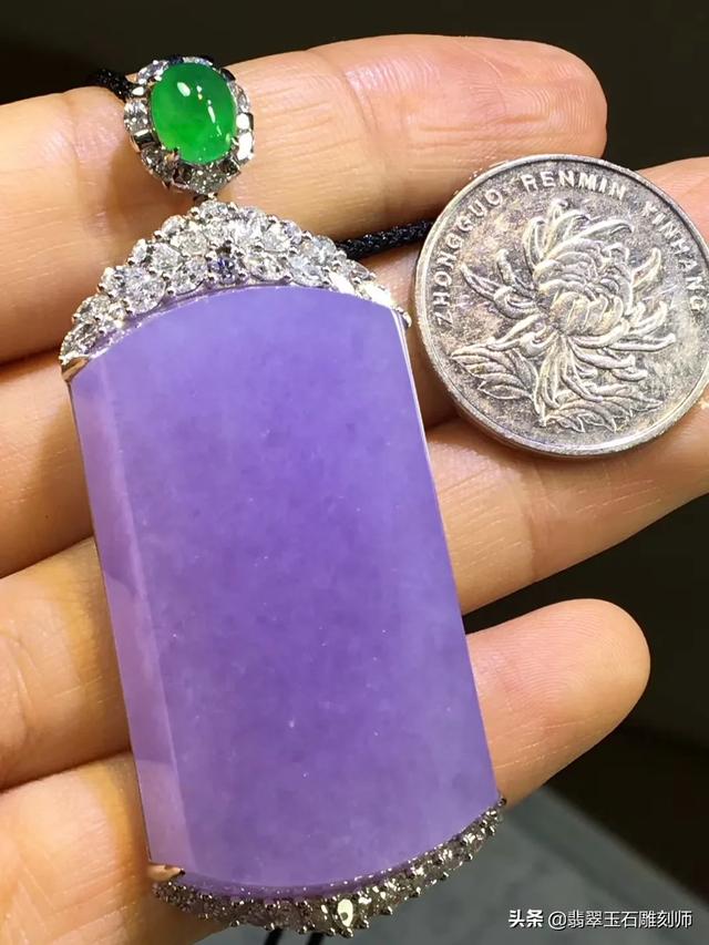 翡翠黑皮料是哪个场口,莫湾基铁锈皮一般出什么料子？