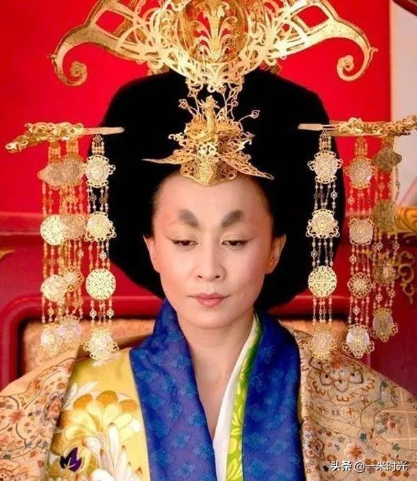 流行妆容:大唐《仕女图》眉毛特短怎么回事，是当时的流行吗