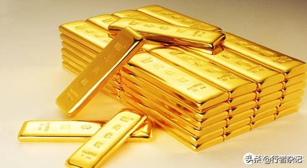 坚挺先生angel:黄金暴跌，那现在该不该去店里买黄金？