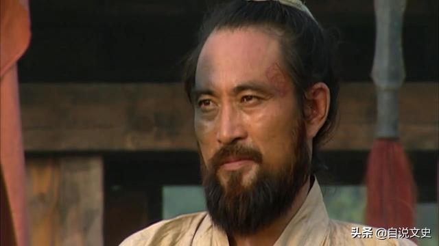 刀文兵杀了谁:野外遇到狼，手里恰好有一把一米五长的大砍刀，搏斗起来谁会赢？