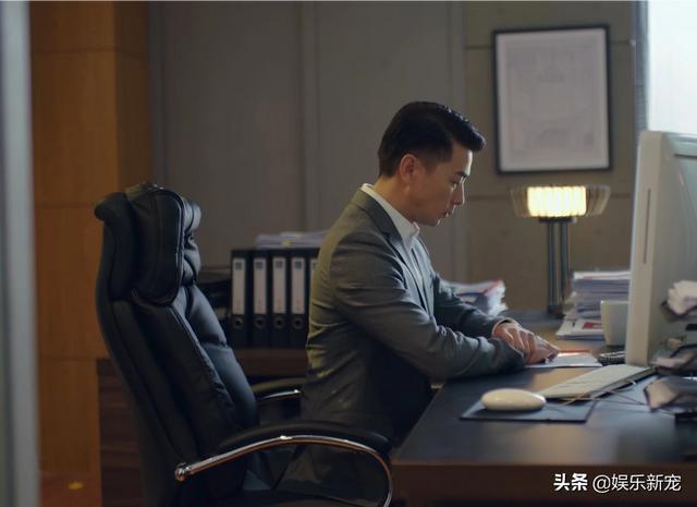 在远方大结局:《在远方》​为什么刘云天突然给霍梅发双倍奖金