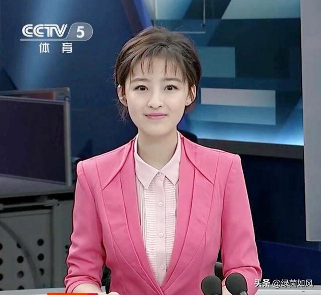 马凡舒:《天下足球》主持人为什么由杨茗茗换成了马凡舒