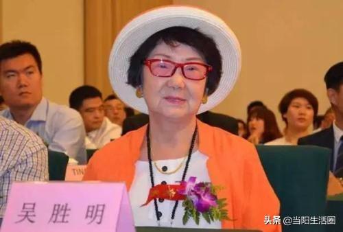 有人说,过了三十要认命？你怎么看？