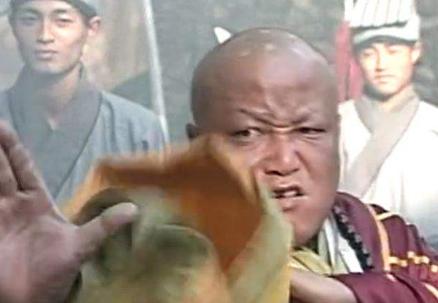 《白眉大侠》中最倒霉的人是谁？
