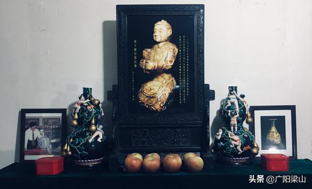 几种常见宠物狗的价格:有什么常见的宠物狗，现在卖多少钱？ 各种小宠物狗的介绍和图片大全