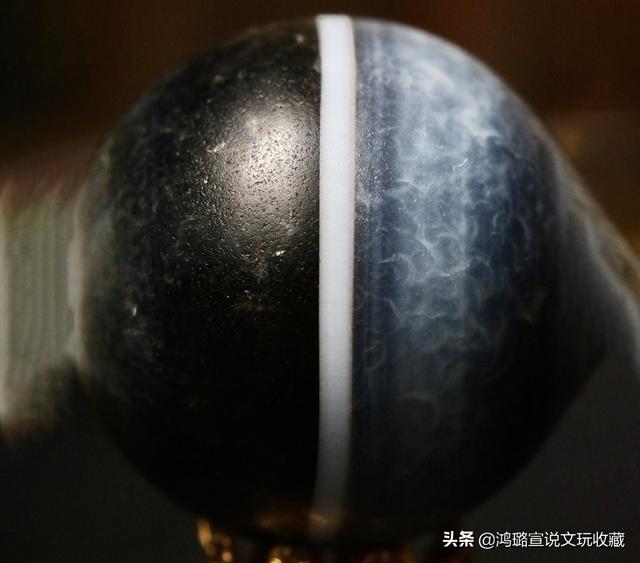 文玩鸟头鹤顶红图片:逛文玩市场，哪些文玩千万不能买？