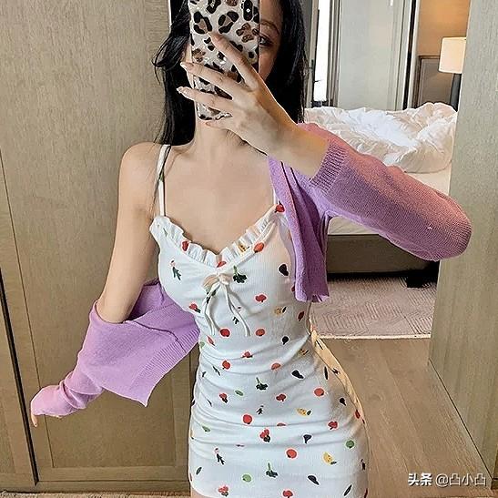 泫雅小短裙事件图片:淘宝上有哪些纯欲系的吊带裙？