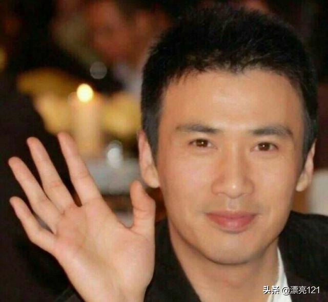 旗袍美探演员表:女星人到中年没戏拍，真的是这样吗