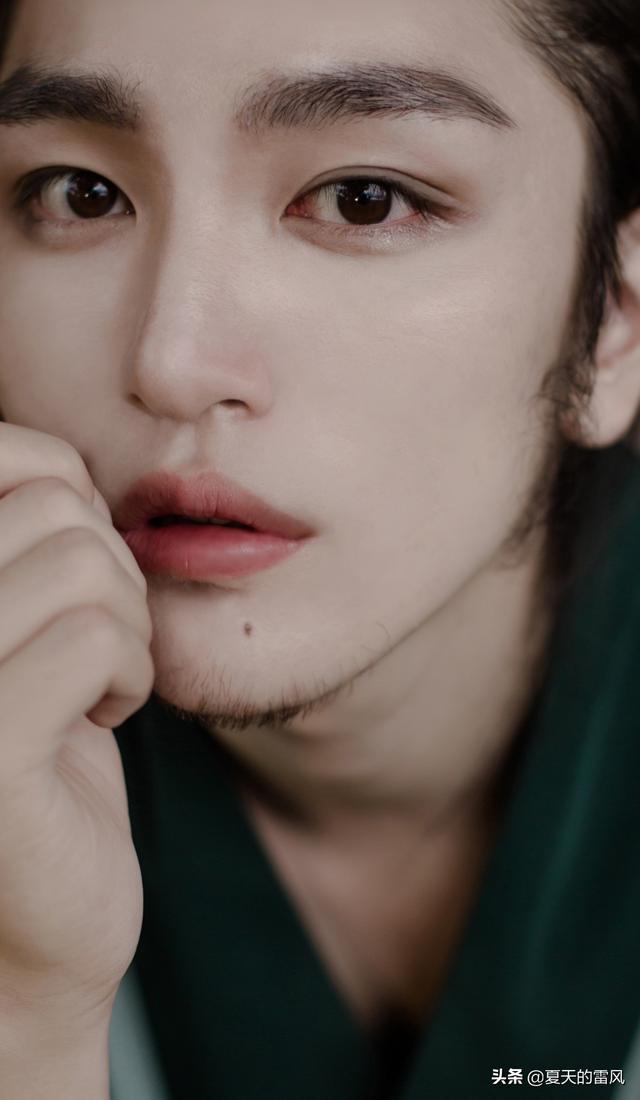 叫姬鲜,老四叫姬旦,老五叫姬度,老六叫姬振铎,老七叫姬武,老八叫姬处