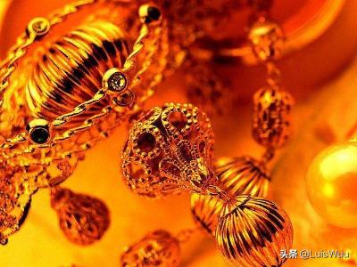 怎么买黄金手镯划算,怎么去金店换首饰不吃亏？