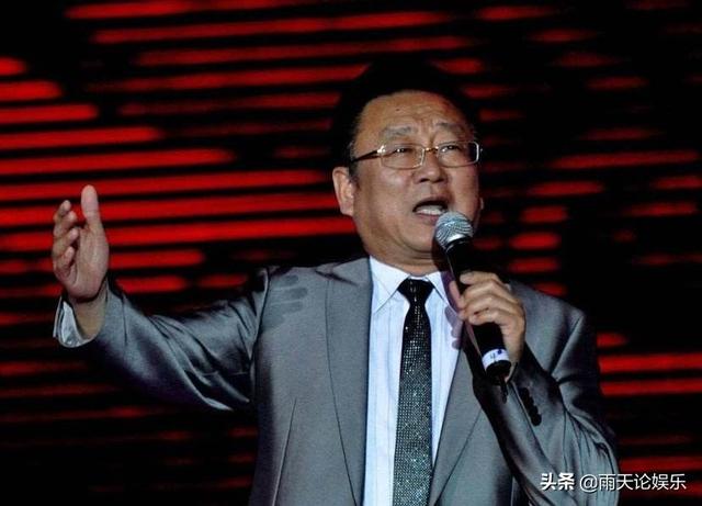 蒋大为国籍是哪国人:那么多中国的孩子在英国上学他们的目的是什么