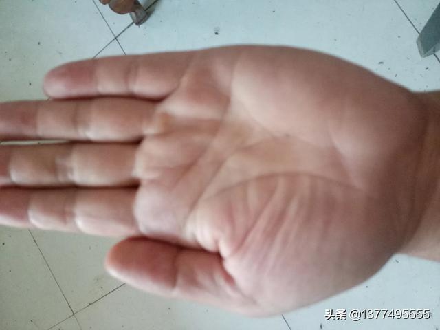 你是否发现过手掌纹也有变化的时候？