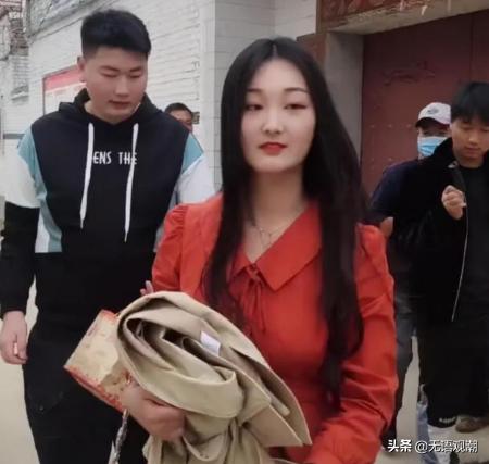 朱之文睡于文华几次:关于朱之文事件你有什么看法
