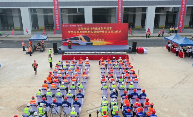 微信木工群号大全深圳:北京地铁巨亏73亿，深圳地铁却狂赚110亿，原因何在