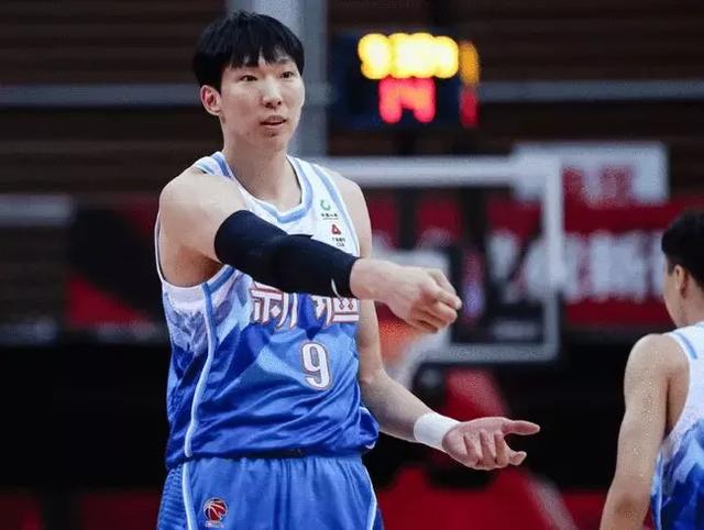 柴静苏群:苏群对赵睿事件进行点评，并抨击中国队，你们对此怎么看呢？