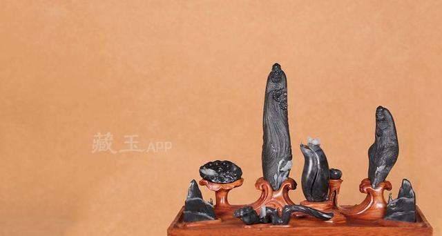 什么样的人戴玉最好,什么样的人喜欢玩玉佩戴玉？