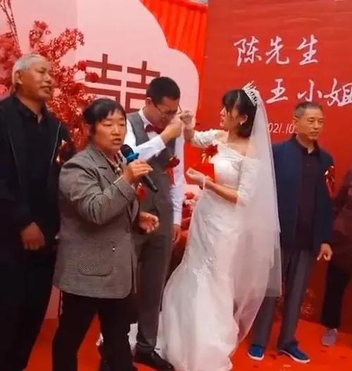 儿子结婚，家里没钱，作为父母你们会怎么办