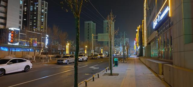 乌方在谈判中要价很高,是俄发动的战争遇到麻烦了吗？