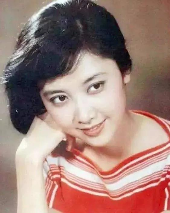 中国演艺圈中长相漂亮,而且演技好的女演员,你最喜欢谁？