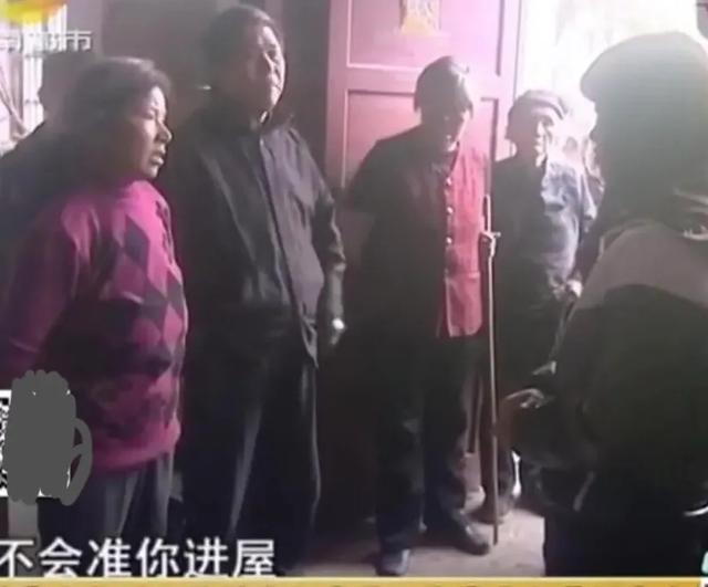 曝王菲答应婚事:父母不同意我跟我男朋友在一起，男朋友提议让我先怀孕可行吗？