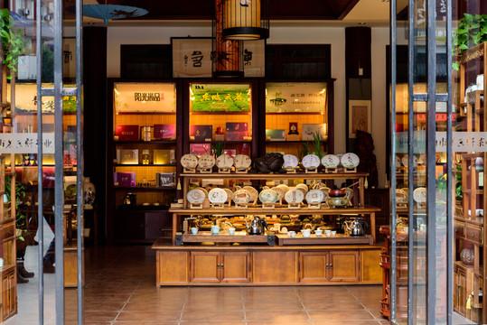 为什么传统行业会倒闭，为什么街边的茶叶店几乎没什么生意，却不会倒闭？