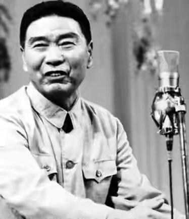 杨少华个人资料简介:杨少华真的是海清吗？为什么他的师承在相声界一直都有争议？