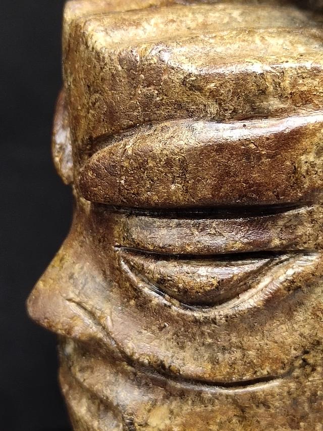 高古玉最简单的鉴定方法,高古玉的真假如何辨别?接刀工艺又是什么？