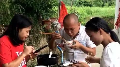 在农村夜间敢不敢一人出行