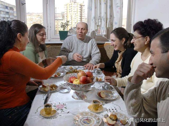 宠物志愿硬盘版下载:美国人平均月薪4万人民币，真实的美国生活是怎样的？
