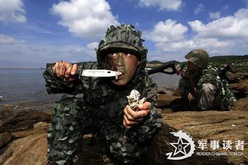 意大利akc刀历史:特种部队的刀，都能用来干些什么？
